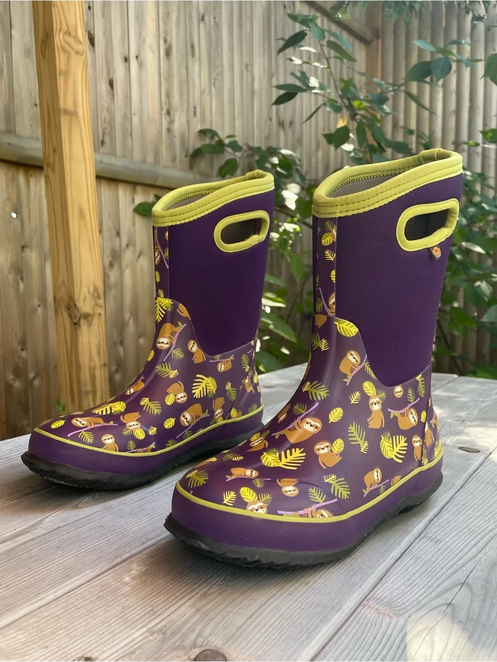 BOGS Kids Sloth Rain Boots Purple Waterproof Insulated Size US 4 EU 37